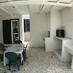 White Pool 5p - Gallipoli بيت للعطل *