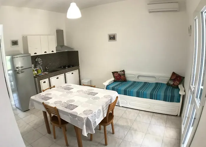 White Pool 5p - Gallipoli