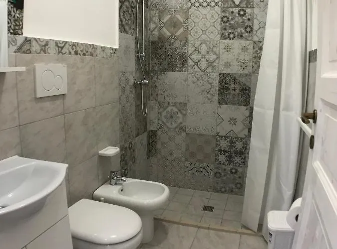 White Pool 5p - Gallipoli