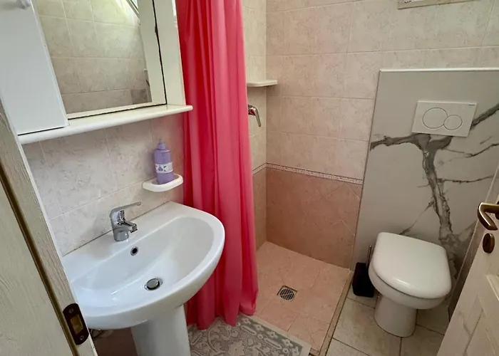 White Pool 5p - Gallipoli بيت للعطل